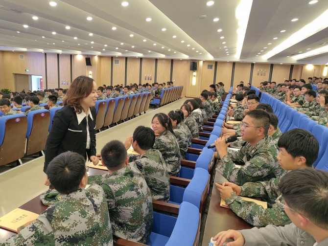 【“正心”項目進校園】從“心”出發(fā)、護“未”成長！南充市身心醫(yī)院為學(xué)生心理健康保駕護航
